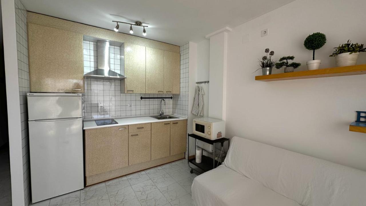 Apartamento De Playa En Santa Margarita. Roses Buitenkant foto