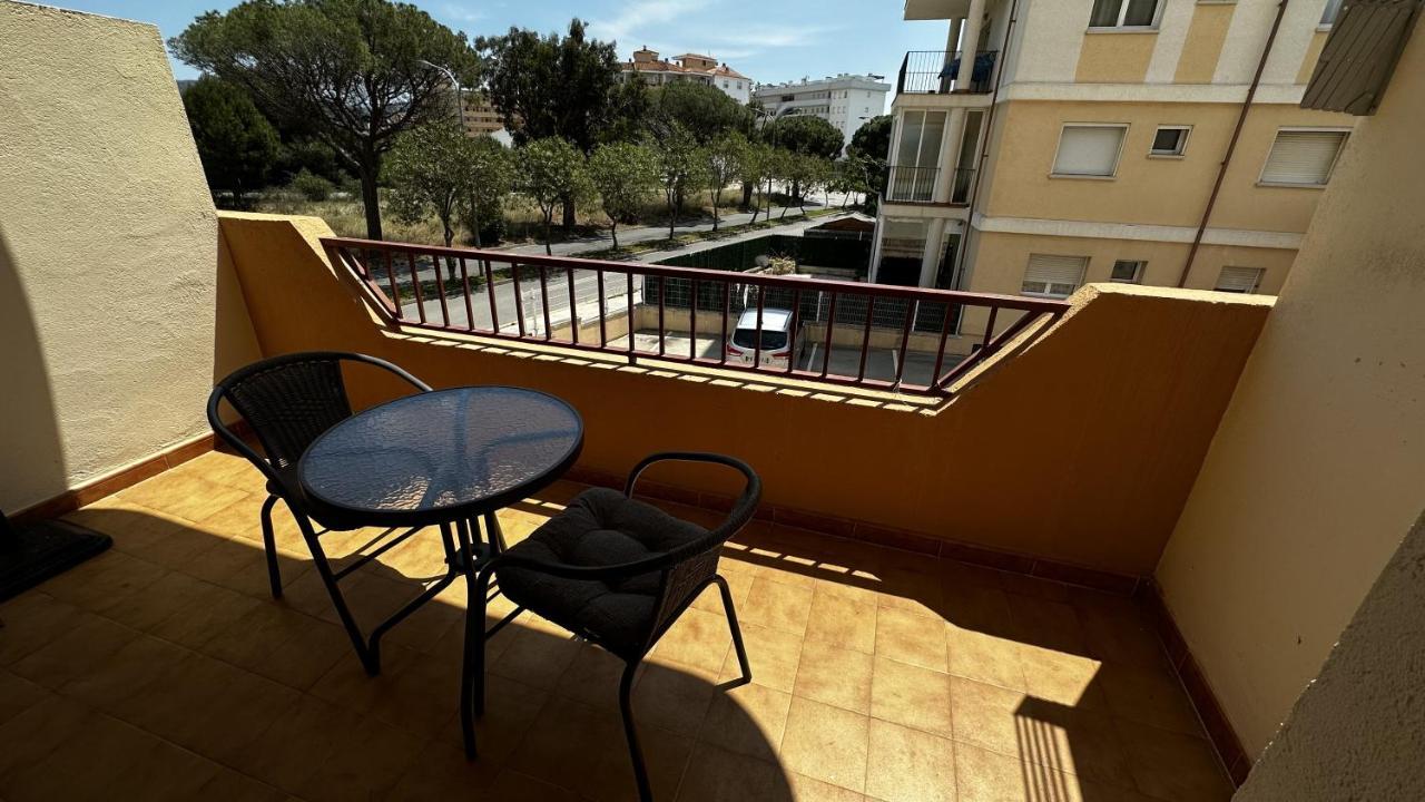 Apartamento De Playa En Santa Margarita. Roses Buitenkant foto