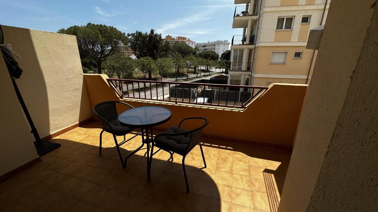 Apartamento De Playa En Santa Margarita. Roses Buitenkant foto